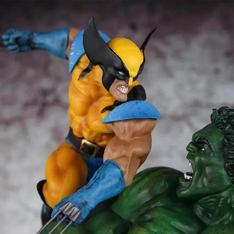 Anime The Avengers Hulk Vs Wolverine 1/6  Statue Action Figure Cale Painted Figure 36cm Pvc Toys Children Xmas Gift Brinquedos