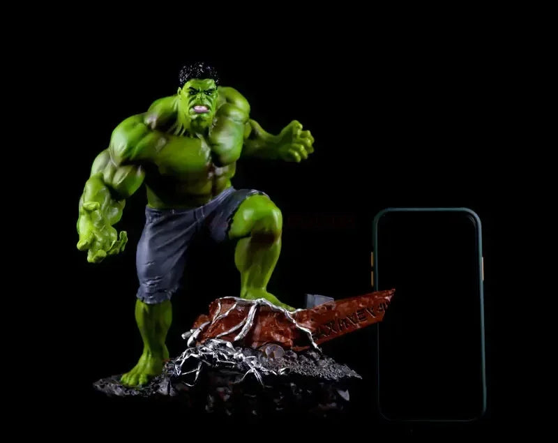 Marvel 24cm Limited The Avengers Hero Toys Hulk Doll Car Home Interior Pvc Action Figure Model Collection Toy Children Gift