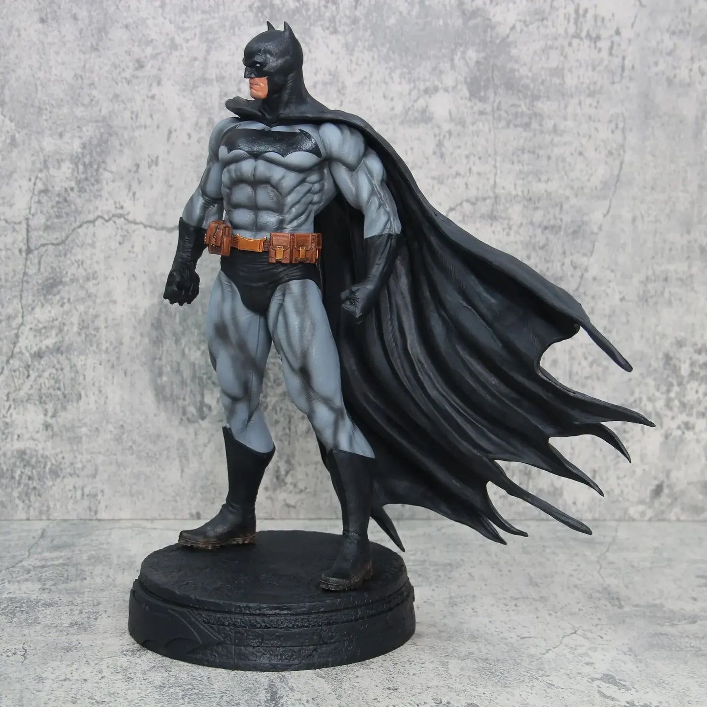 Giant 38cm Dark Knight Batman Anime Figurine Model Ornament Toys Gk Action Figure Justice League Standing Batman Ornament Gift