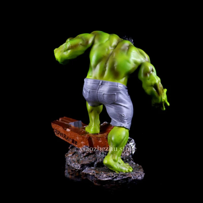 Marvel 24cm Limited The Avengers Hero Toys Hulk Doll Car Home Interior Pvc Action Figure Model Collection Toy Children Gift