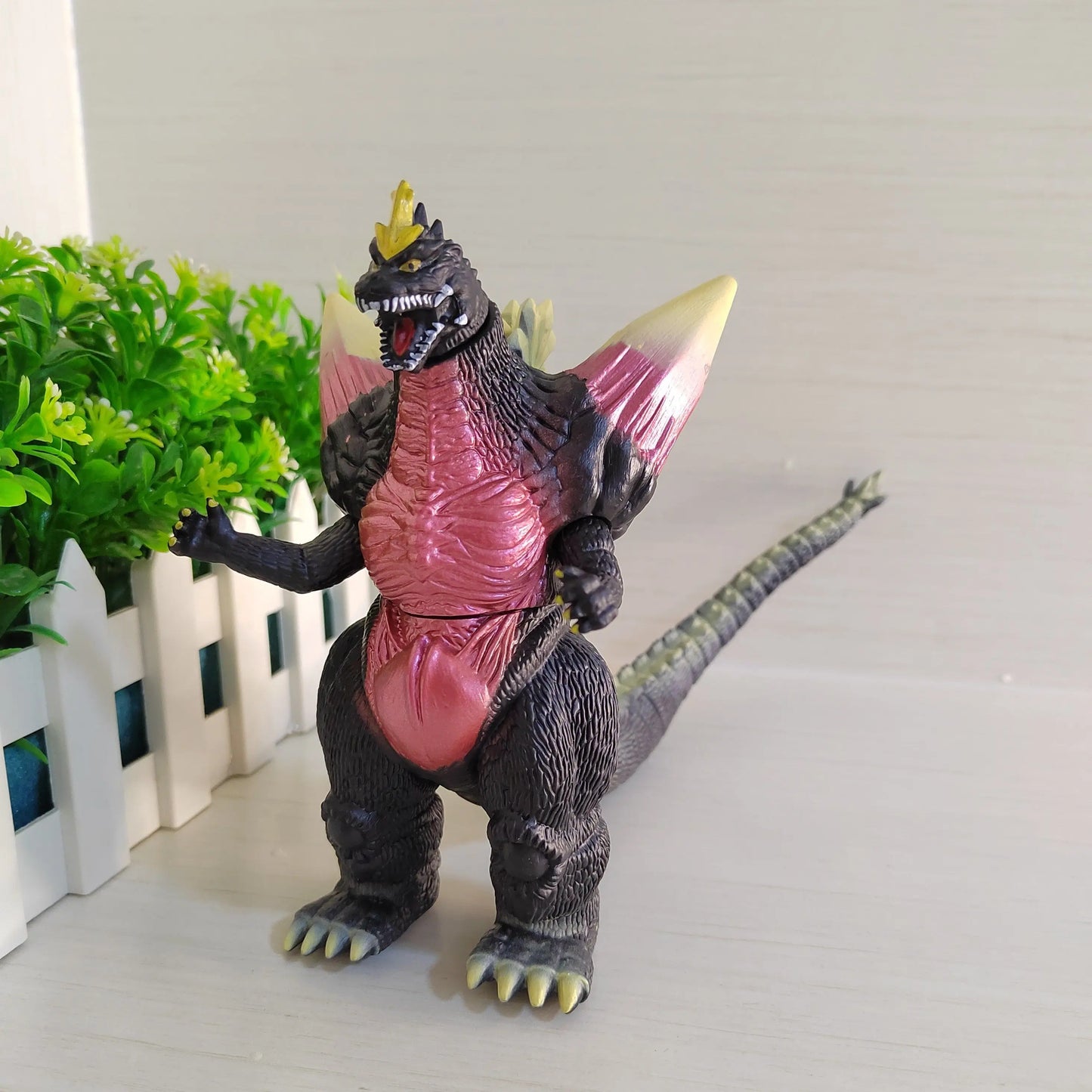 Anime Godzilla VS King Kong Action Figure King Ghidorah Three headed Golden Dragon PVC model collectibles toy kid Holiday gifts