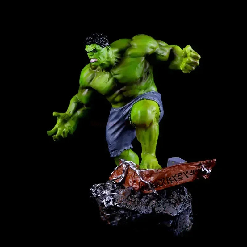 Marvel 24cm Limited The Avengers Hero Toys Hulk Doll Car Home Interior Pvc Action Figure Model Collection Toy Children Gift