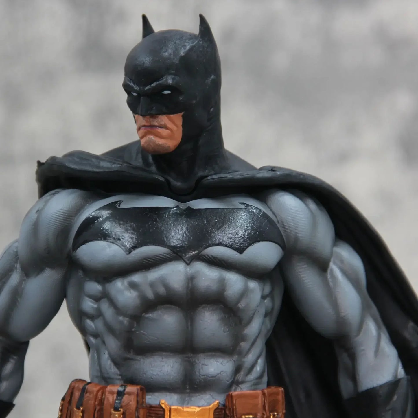 Giant 38cm Dark Knight Batman Anime Figurine Model Ornament Toys Gk Action Figure Justice League Standing Batman Ornament Gift