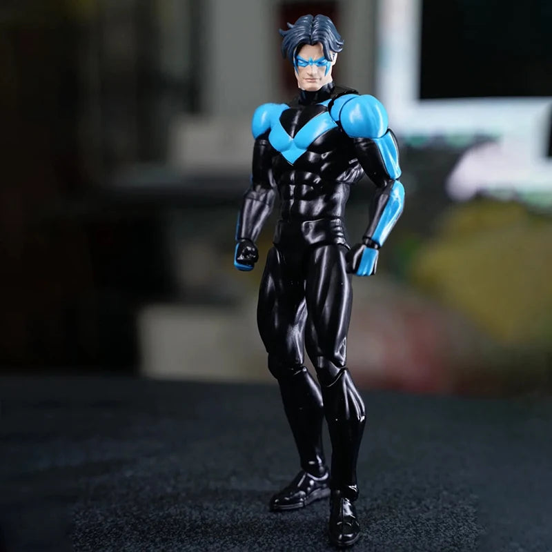 1/12 Mafex No.175 Nightwing Batman Hush Ver.   Action Figure Pvc Statue Model Collectible Toy Gift Desktop Decoration Figurine