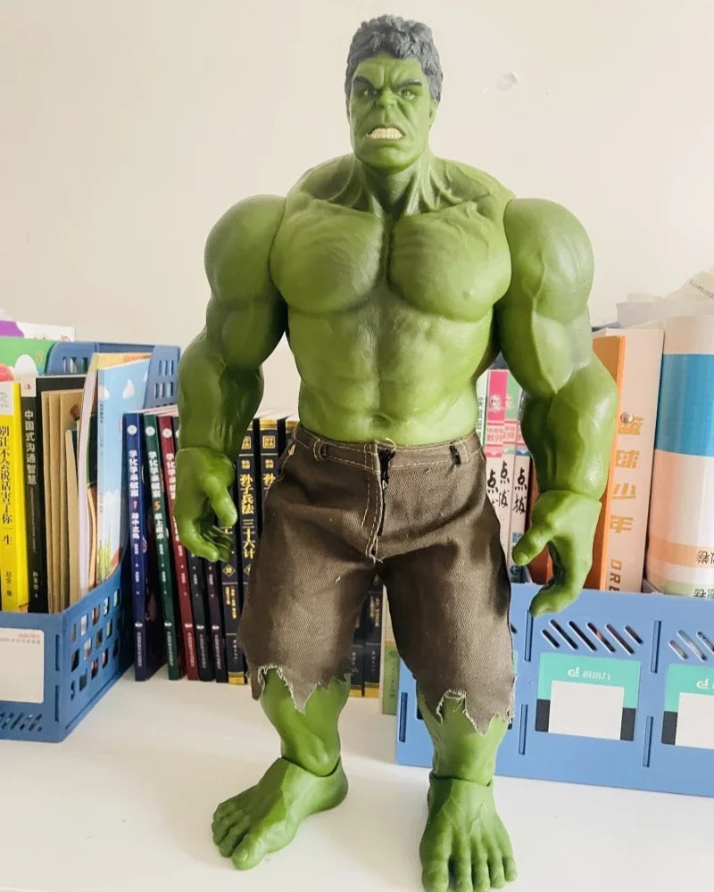 28/42cm Marvel Hulk Action Figures Anime Characters Desktop Ornaments Large Hulk Doll Model Boy Collection Toys Birthday Gift