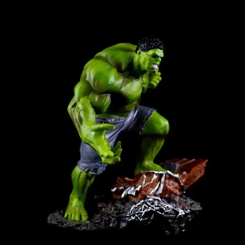 Marvel 24cm Limited The Avengers Hero Toys Hulk Doll Car Home Interior Pvc Action Figure Model Collection Toy Children Gift