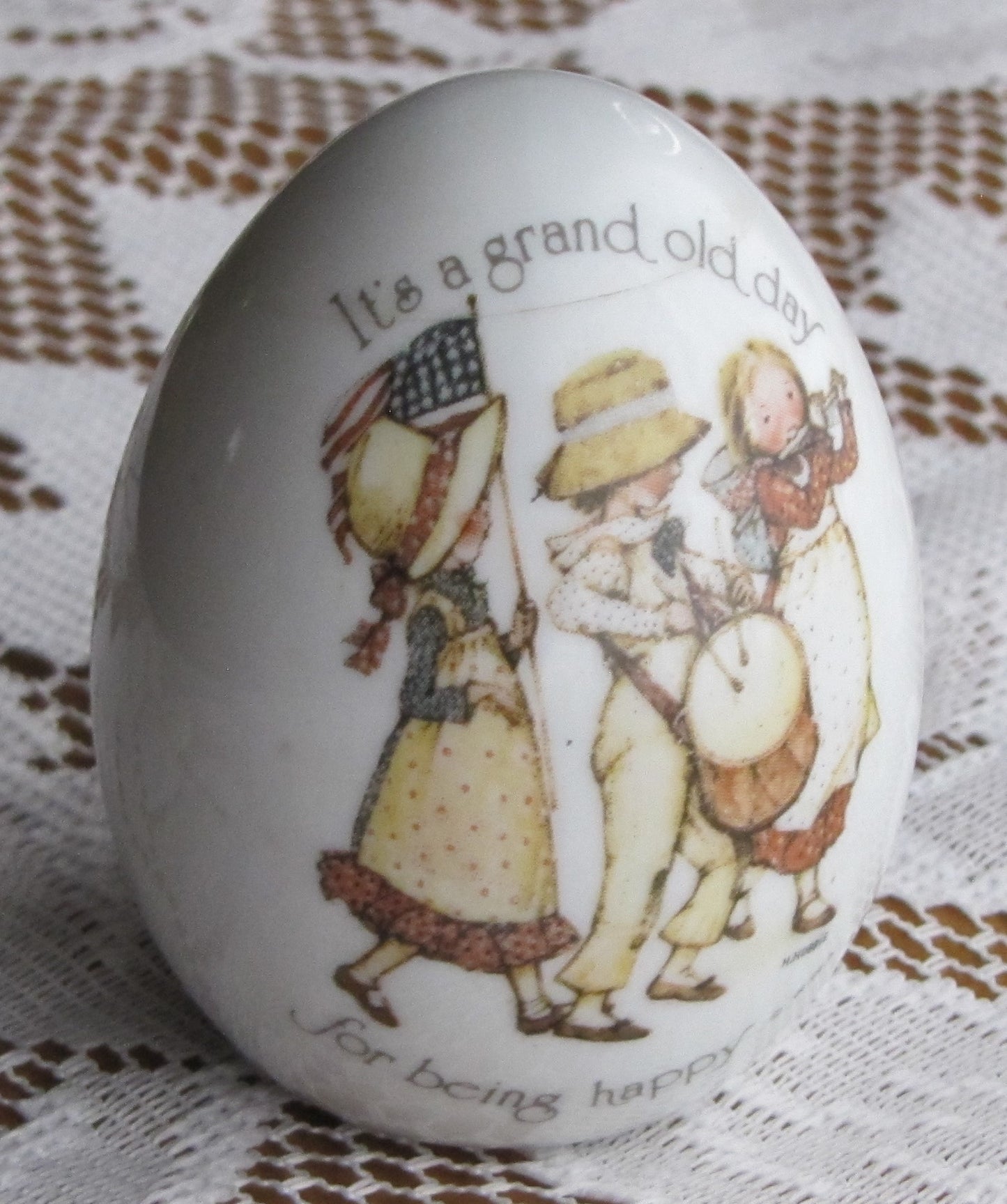 Vintage Ceramic Egg:  Holly Hobbie 70's Collection