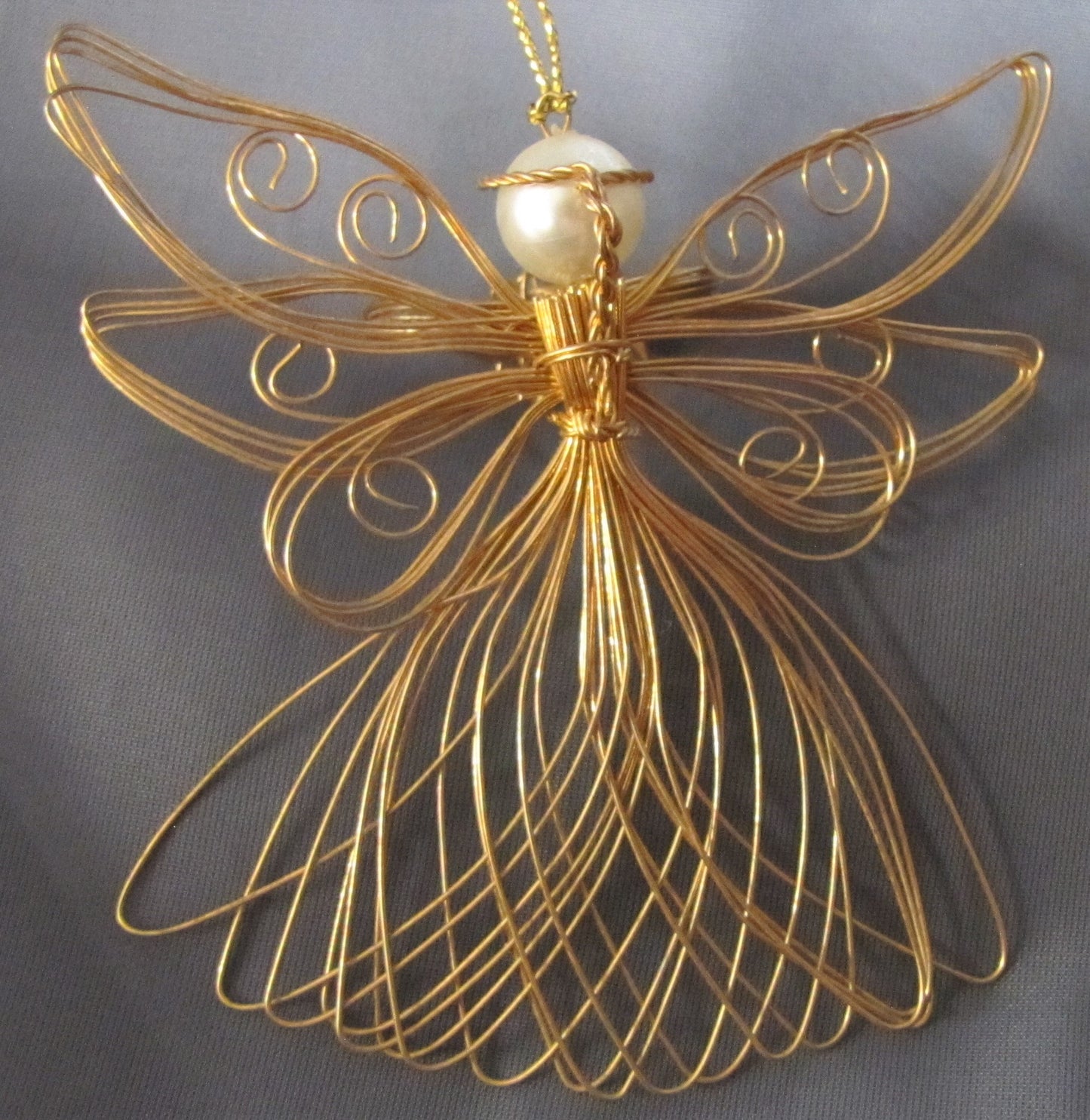 Angel: 18K Gold Wire with Halo, Star and Pearl Head