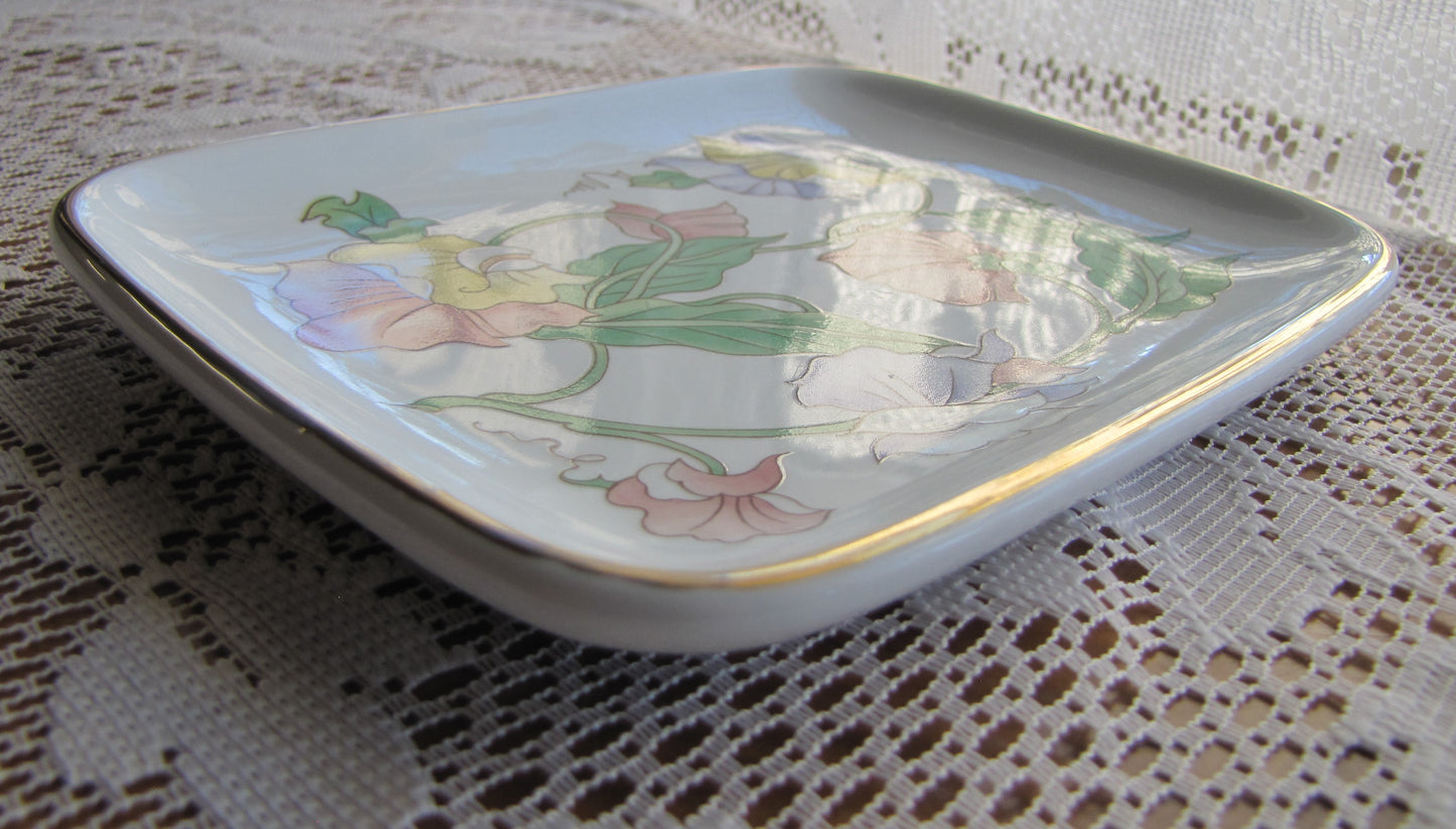 Vintage Hand Printed Porcelain Tray with Gold Trim, used, Excellent condition