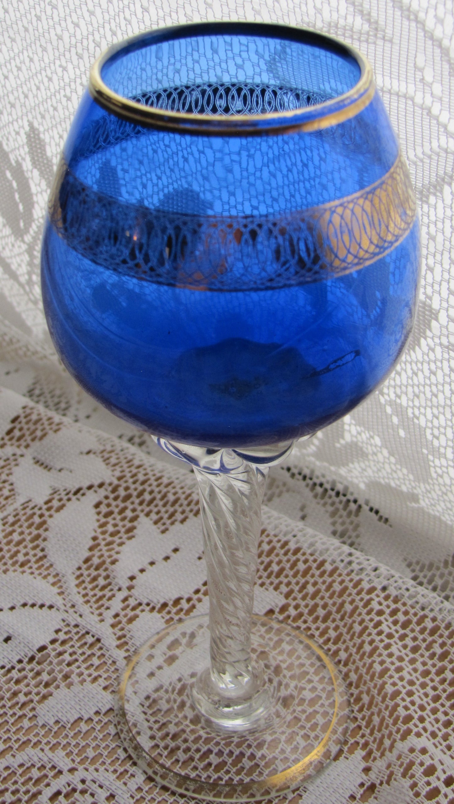 Vintage 7" Wine Glass with Gold Ring