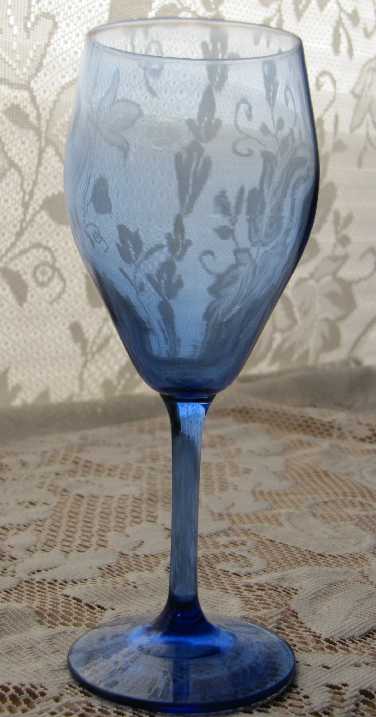 Vintage; 7" Water Goblet, Unknown Manufacturer , Used, Excellent Condition