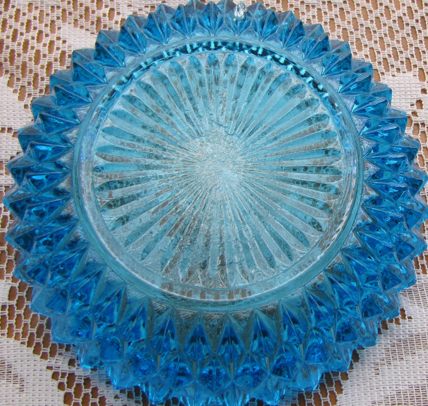 Indiana Diamond Point Blue Glass Candy/Powder Dish with Lid, Used, Excellent Condition