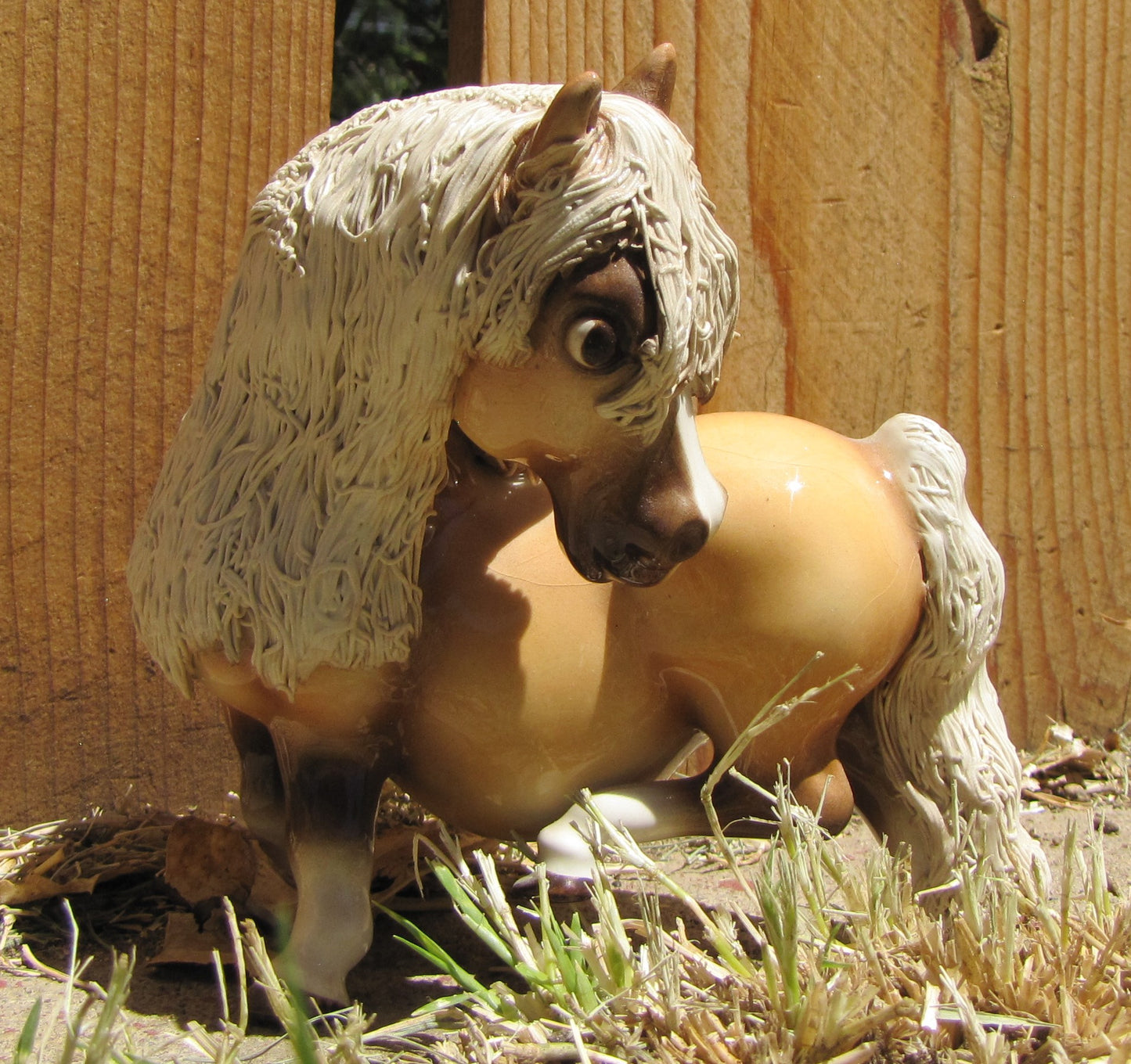 Vintage Cheval Pony with Spaghetti Mane, Blonde with Dark Brown and White Accents / Looking Back