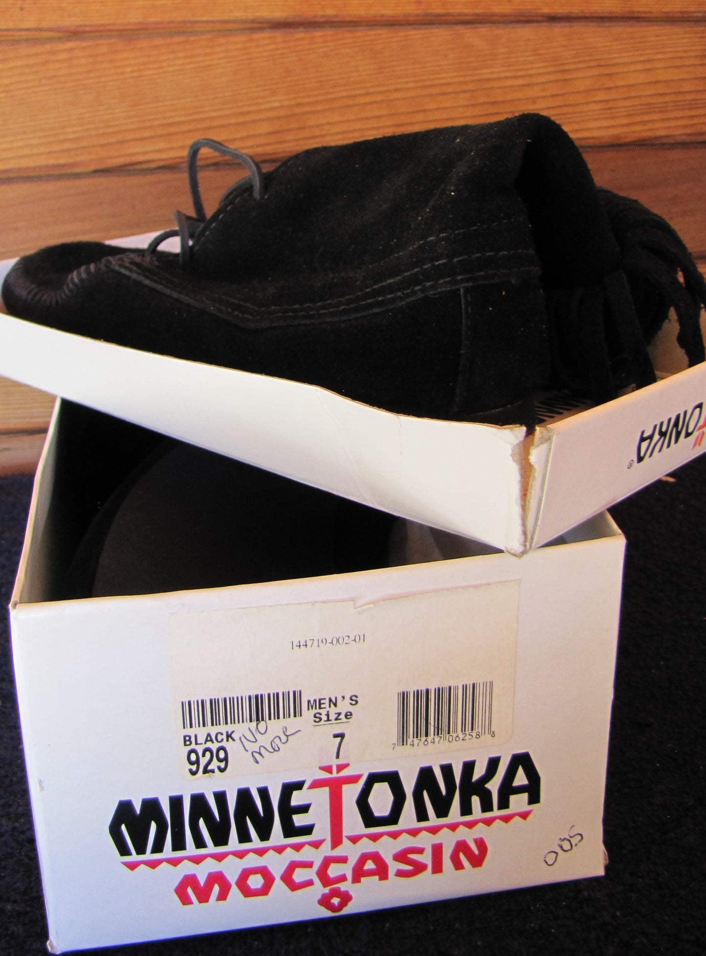 Moccasins by Minnetonka Women Size 7 Black Suede High Ankle Boot