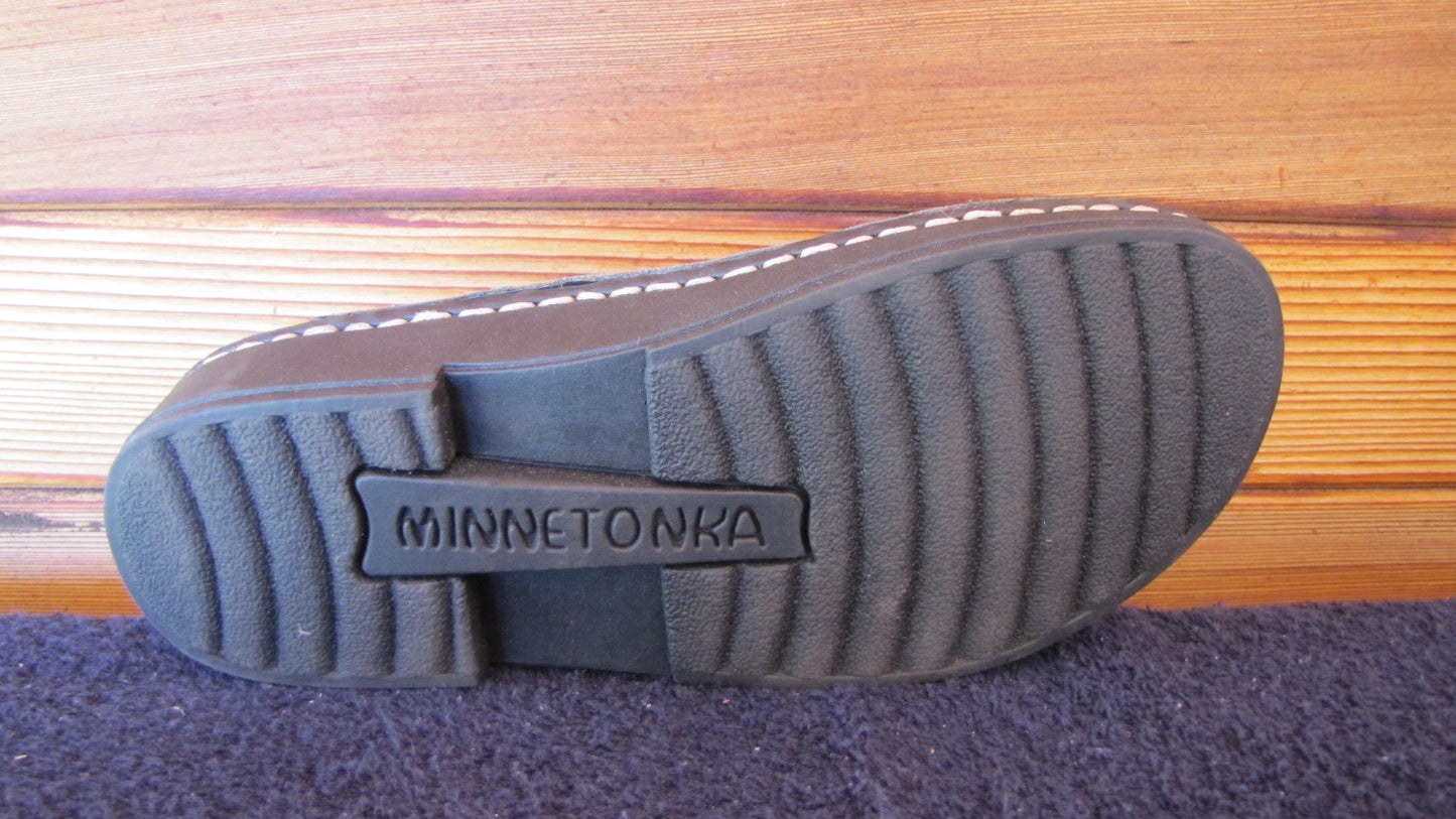 Moccasins by Minnetonka Woman size 6 Black Braided Slip on