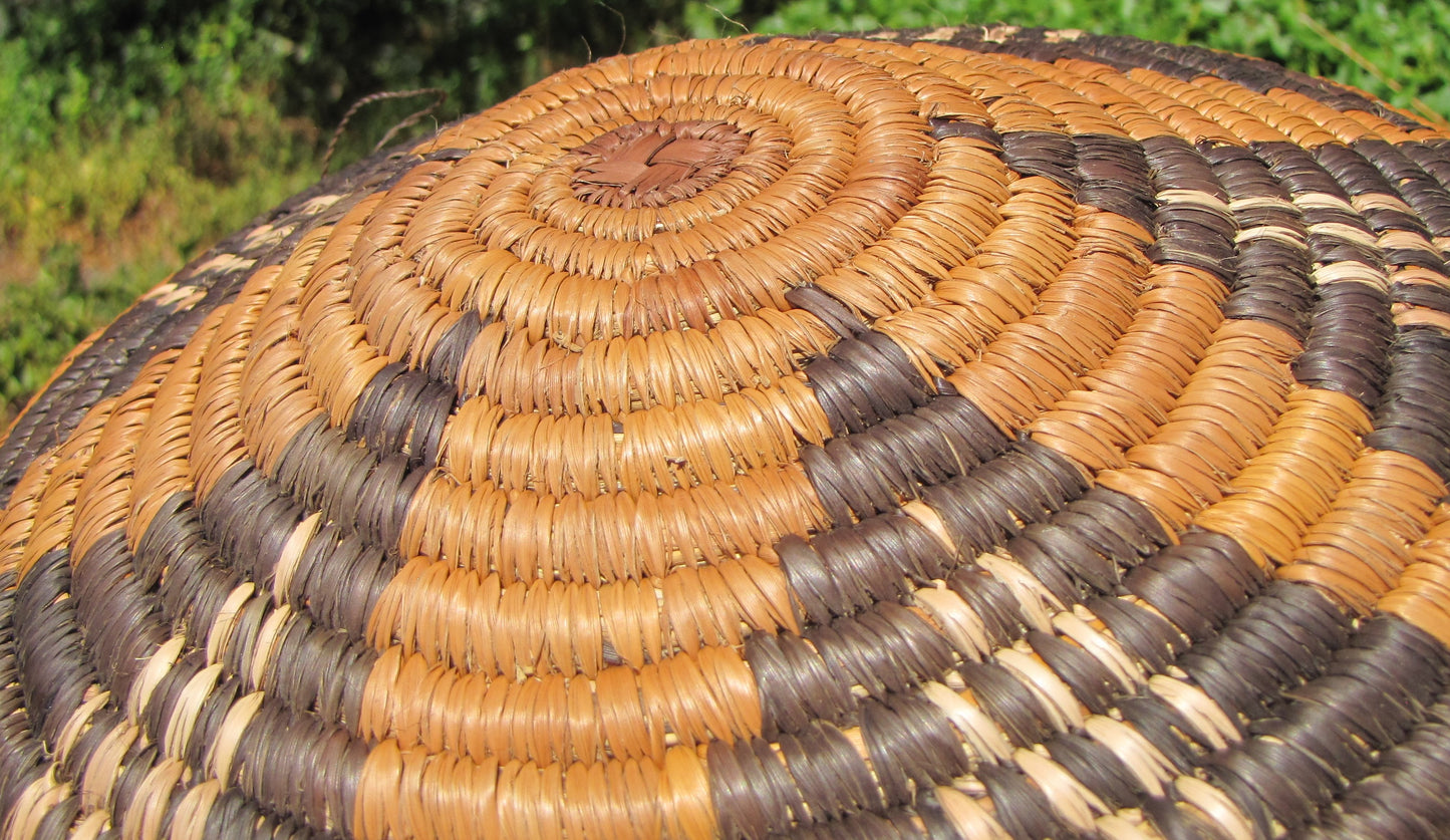 Basket, Vintage   Unknown origin.