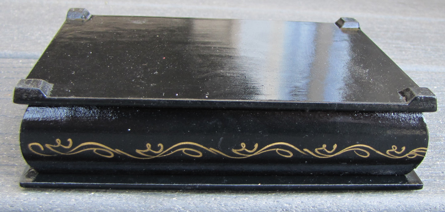 Vintage , Russian, Black Lacquer Box , Russian Palace