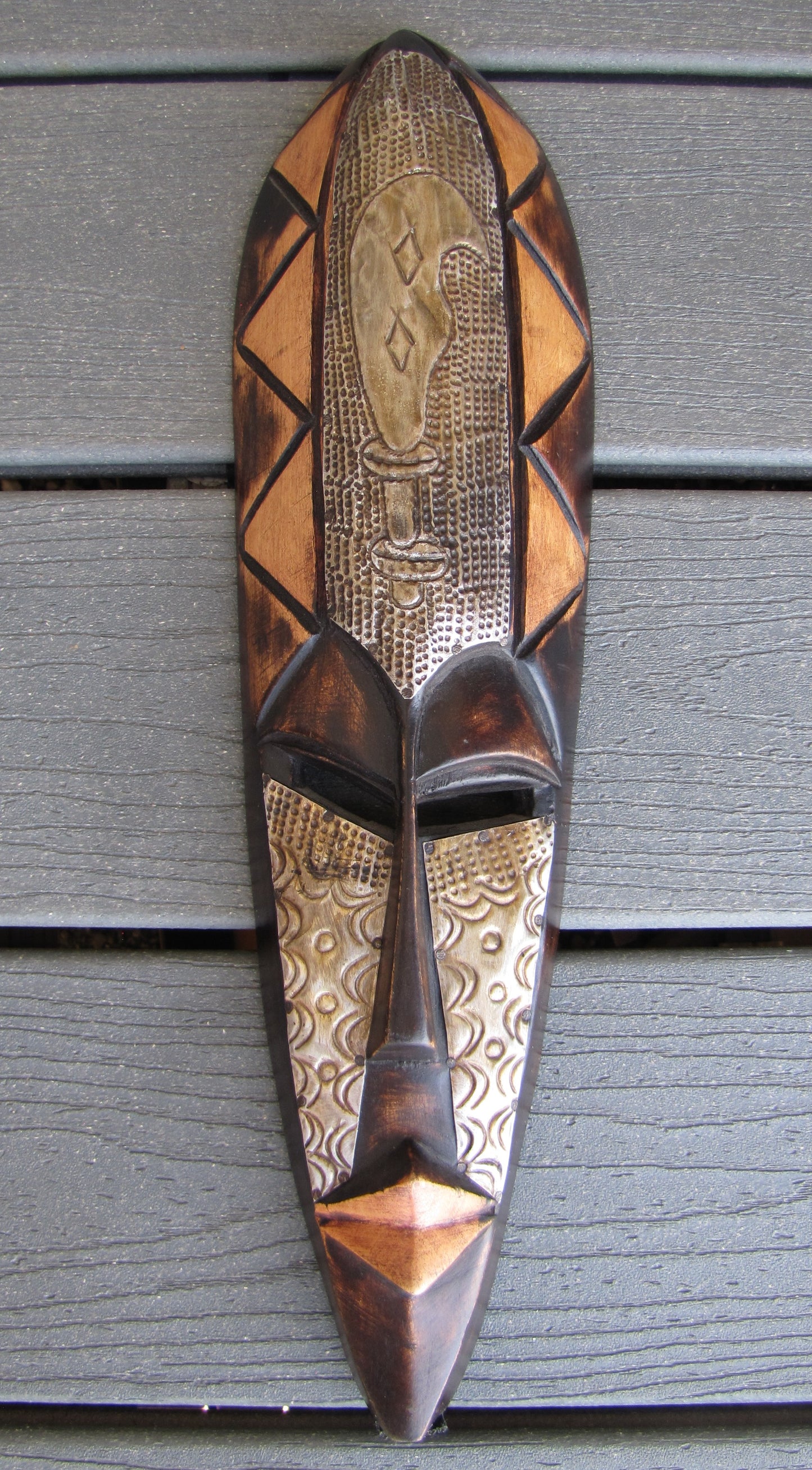 Vintage, WEKU New Zealand hand carved,Mask wall hanging