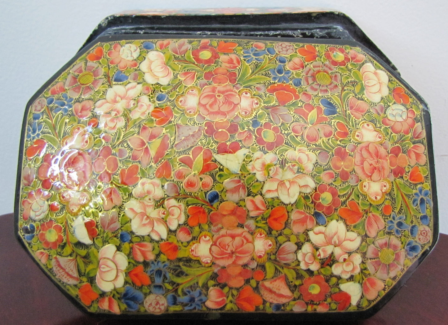 Vintage Jewelry box. Flower design,  Pre 1989