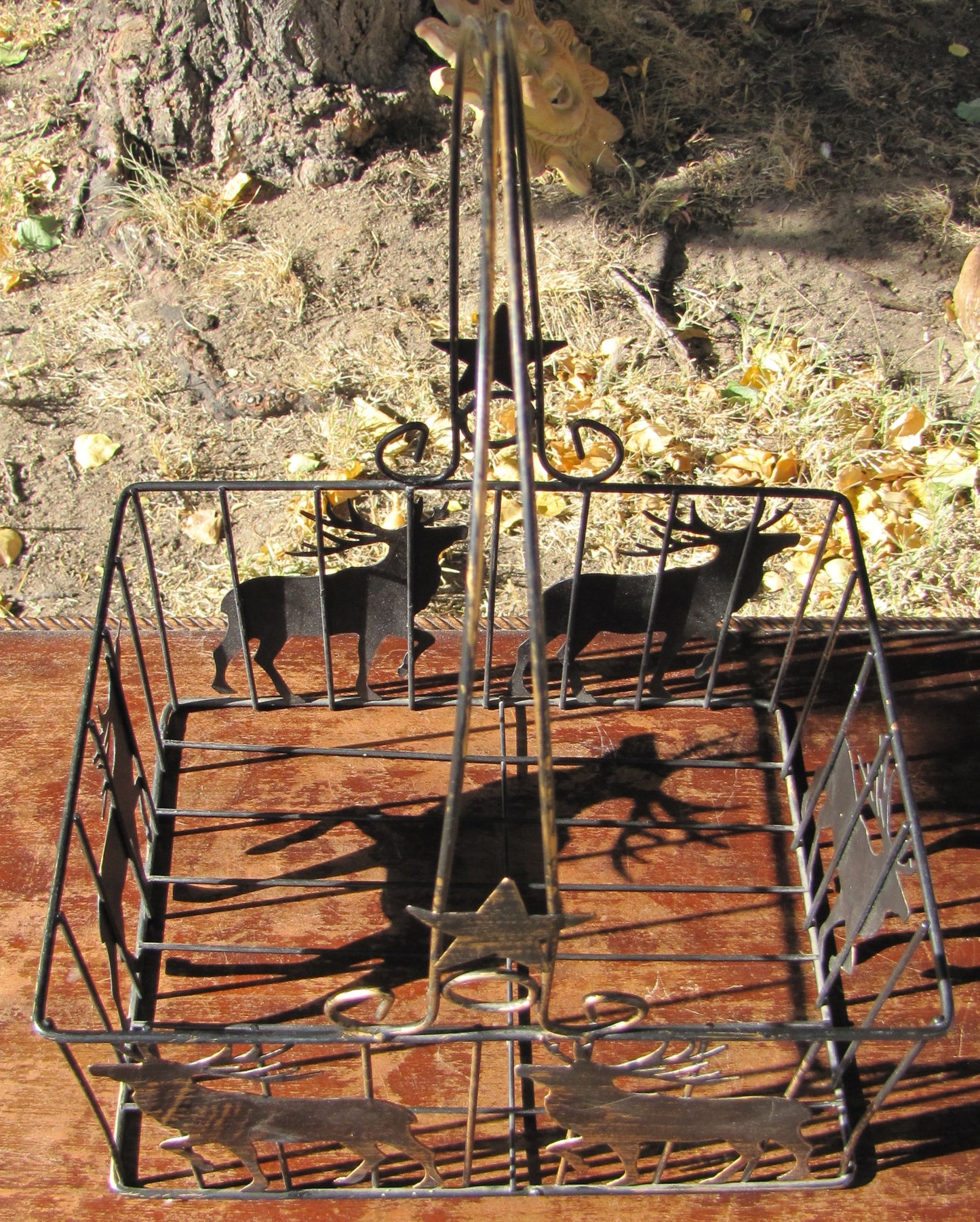 Metal / Wire Basket with Reindeer and Star