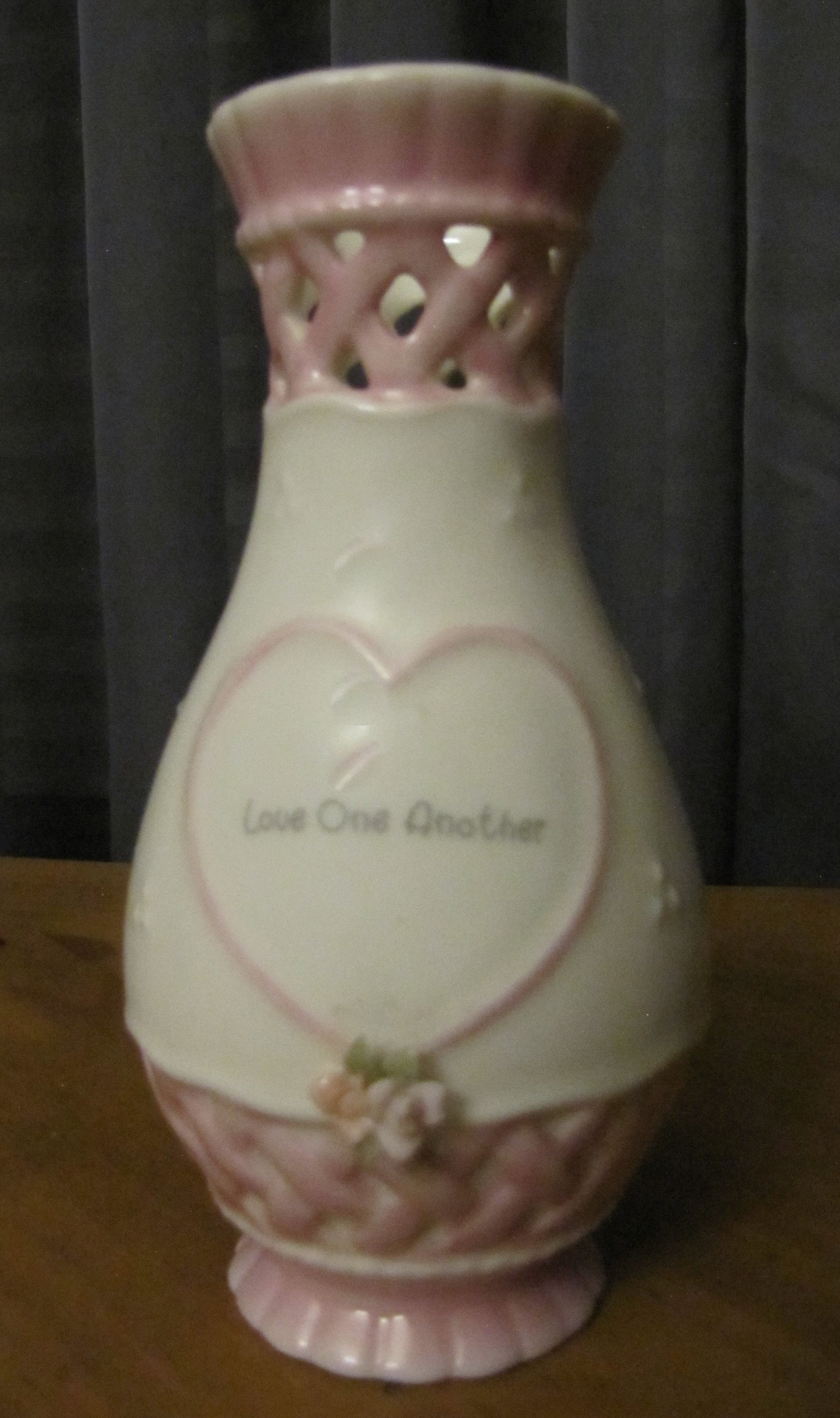 Love One Another 1999 Precious Moments Vase