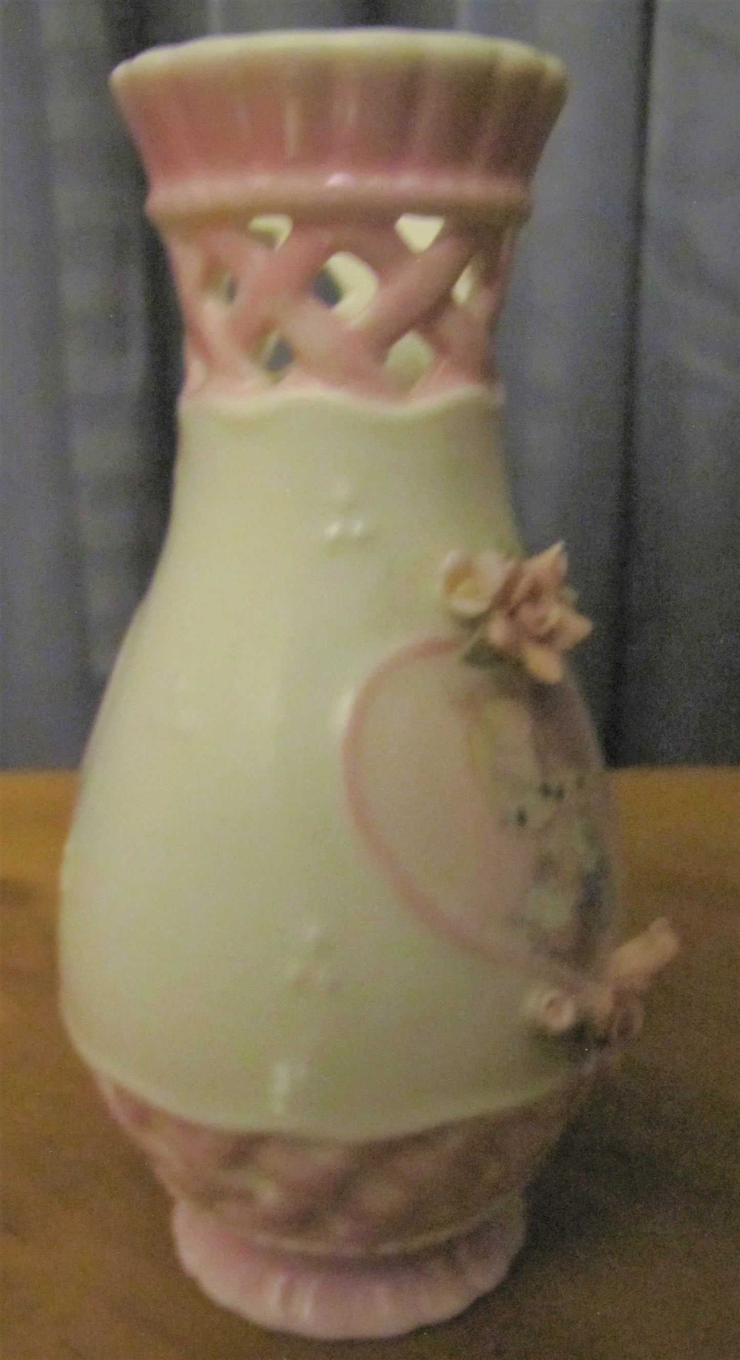 Love One Another 1999 Precious Moments Vase